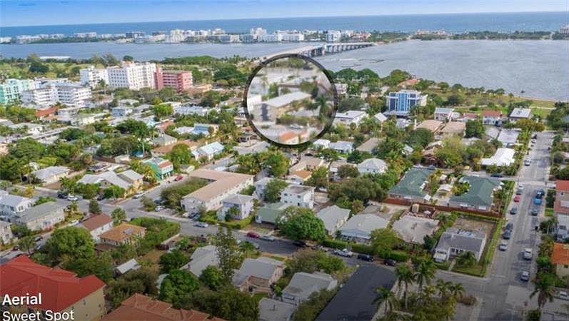 1st image of 122 S Lakeside Dr APT 2