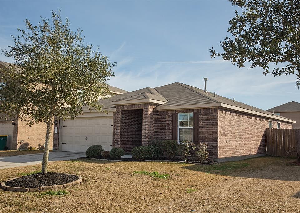 1st image of 843 Driftwood Ln