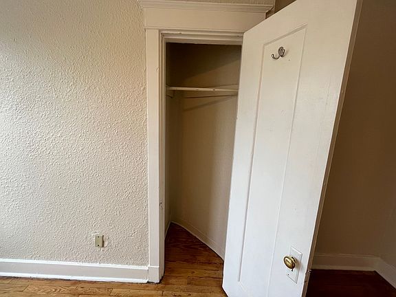 3rd image of 500 N Negley Ave #9