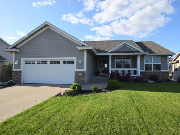 304 Walnut Dr NW, Bondurant, IA 50035