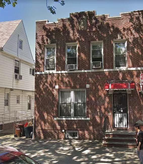 2nd image of 2047 Bay Ridge Ave