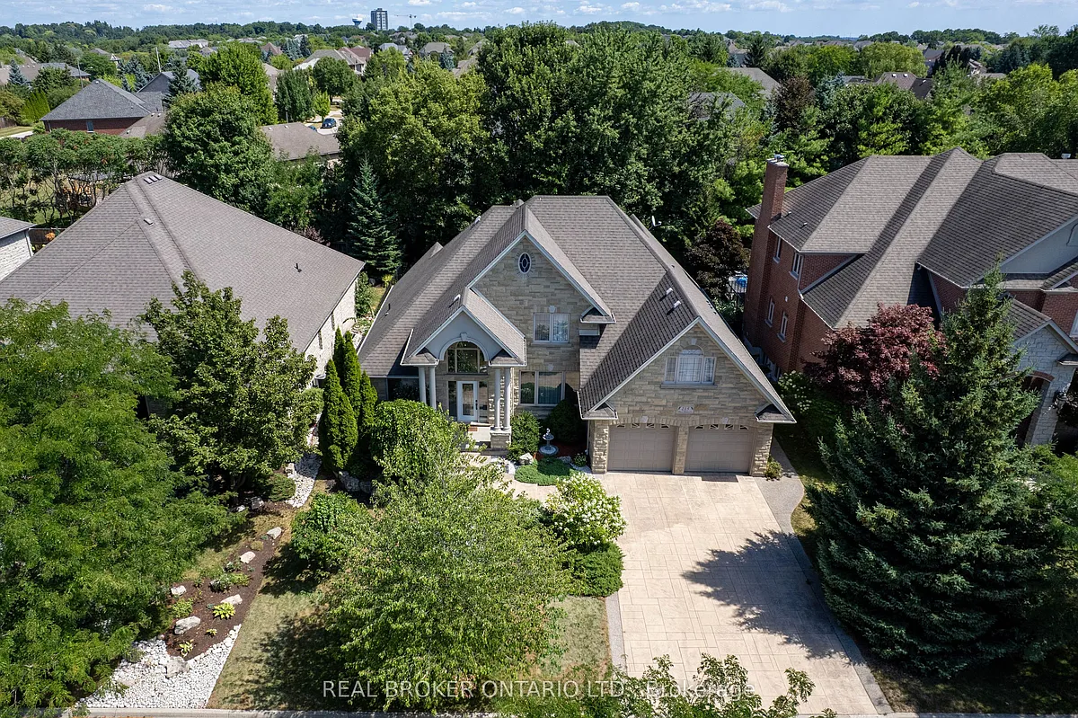 Building Photo - 215 Black Maple Ct