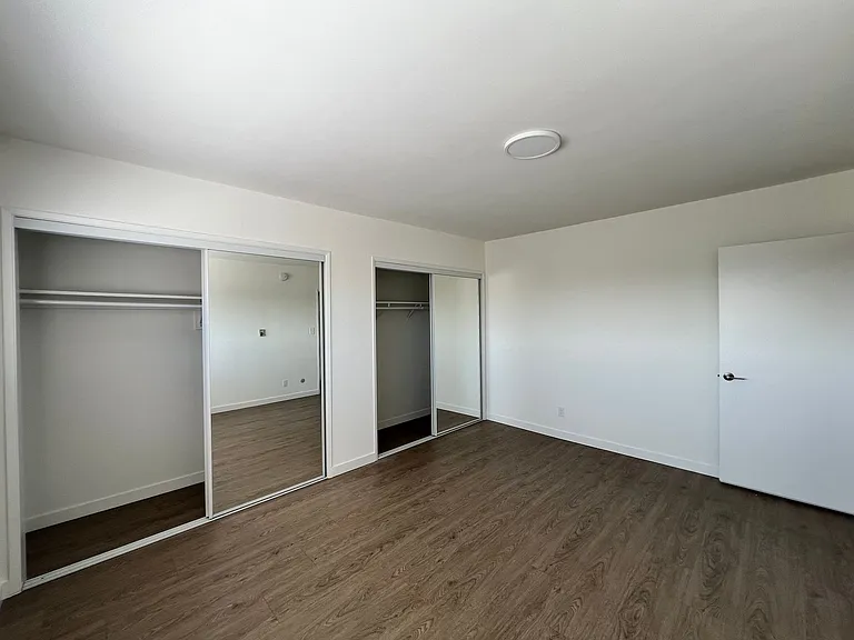 634 E Harvard Rd — Photo 17