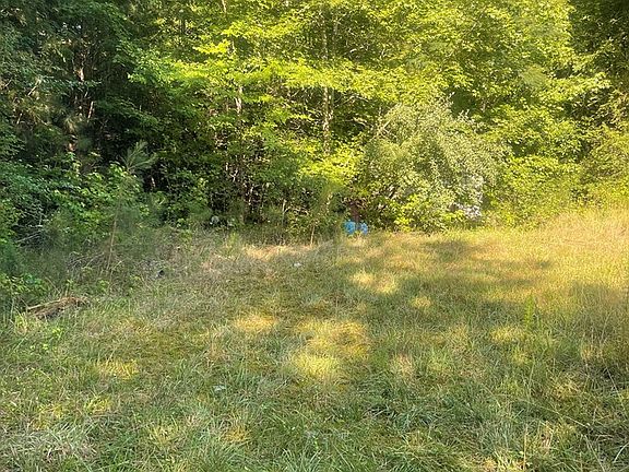 5th image of Green Hill Rd
