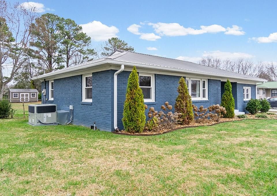 1st image of 146 Cooper Rd