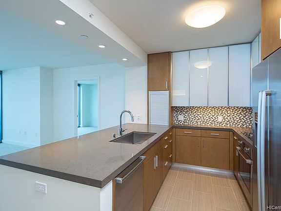 2nd image of 600 Ala Moana Blvd #3406