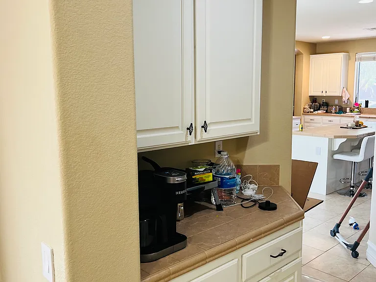 coffee/bar area