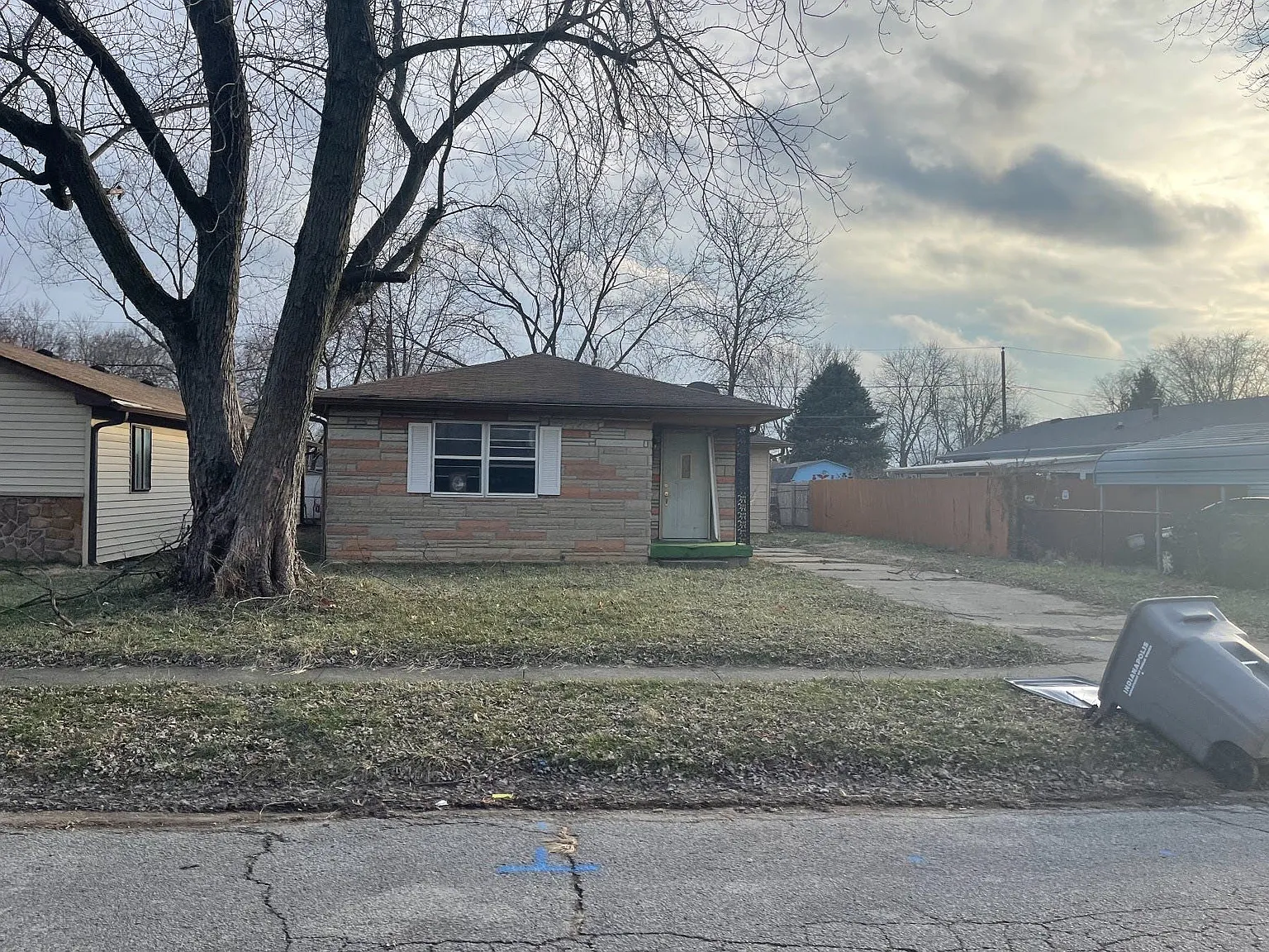 367 W Gimber St photo 1