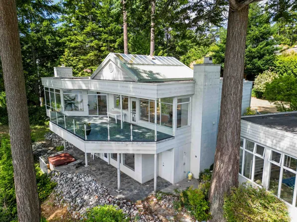 12416 Whitestone Rd, Sunshine Coast, BC V0N 2H1