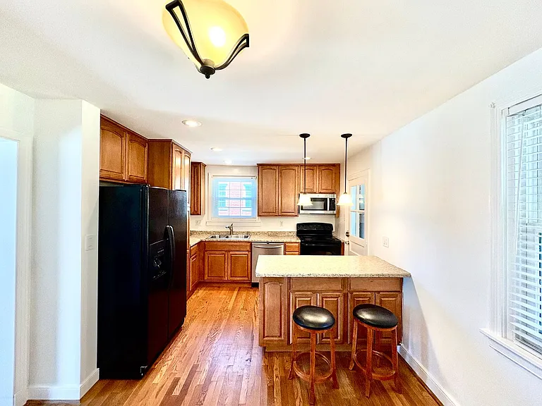 6308 Monument Ave — Photo 3