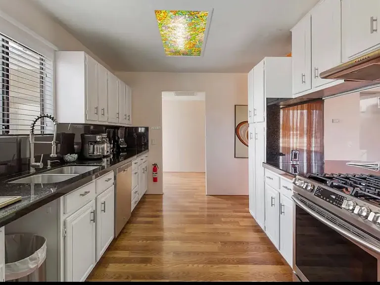 7731 Arrowhead Dr — Photo 11