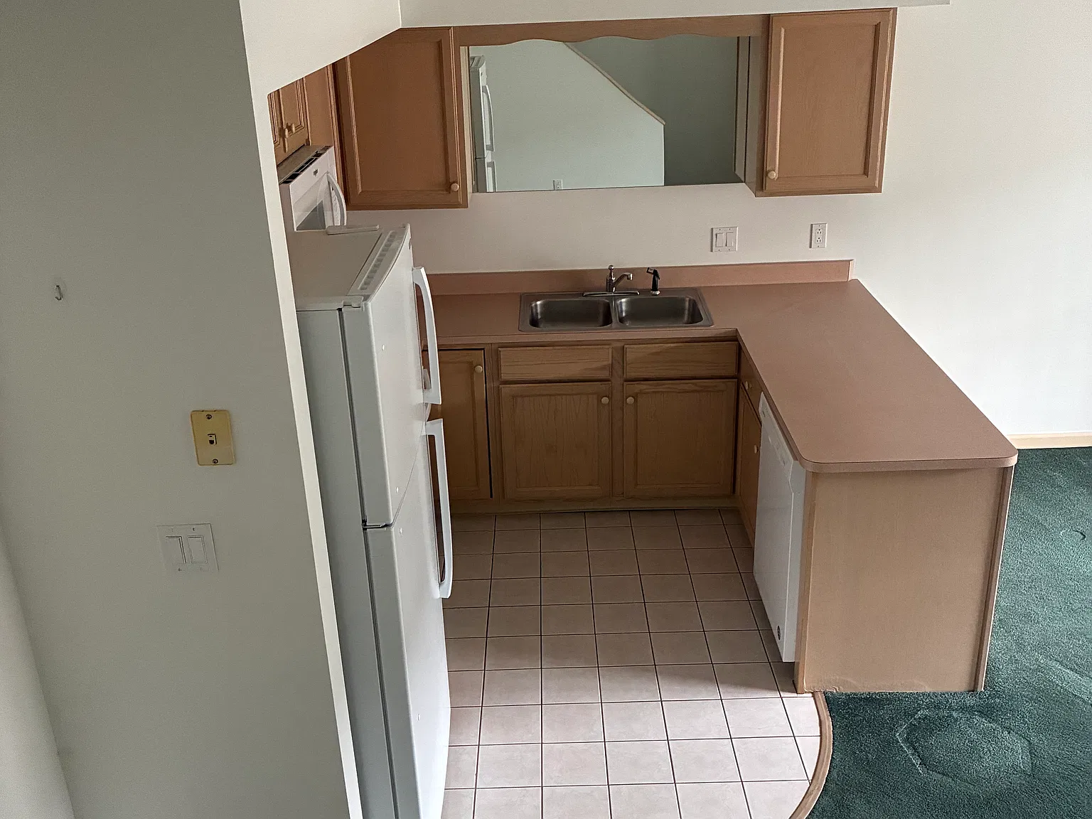 2 bed, 975 sqft, $1,100 — Photo 4