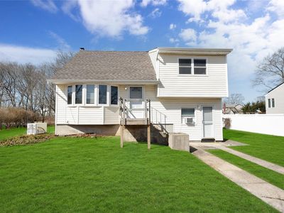 624 Peter Paul Drive, West Islip, NY, 11795