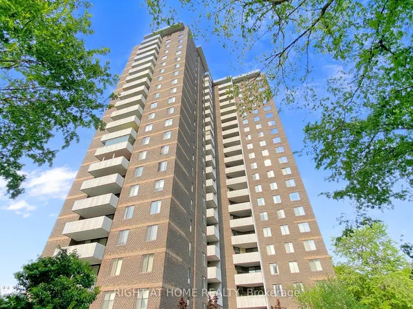 1900 Sheppard Ave E #1807, Toronto, ON M2J 4T4