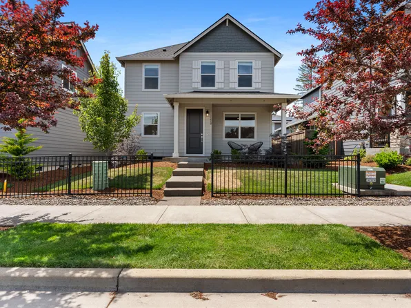 11649 SE Pleasant Valley Pkwy, Happy Valley, OR 97086