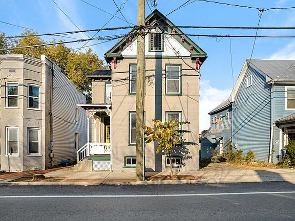 2nd image of 317 N Kent St