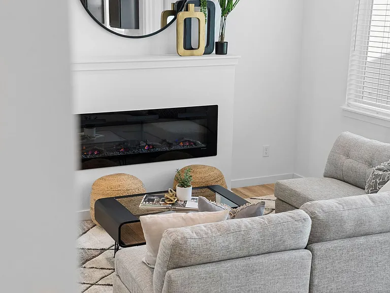 817 E F St #A — Photo 6