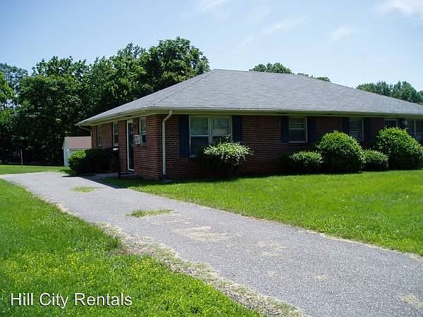 1st image of 300 Fleetwood Dr #B