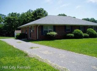 300 Fleetwood Dr #B, Lynchburg, VA 24501