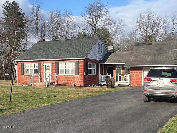 4th image of 1564 Spruce St