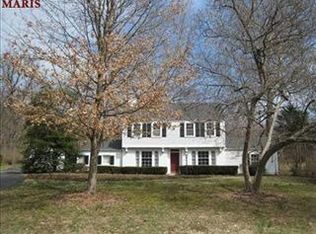 2000 N Geyer Rd, Saint Louis, MO 63131