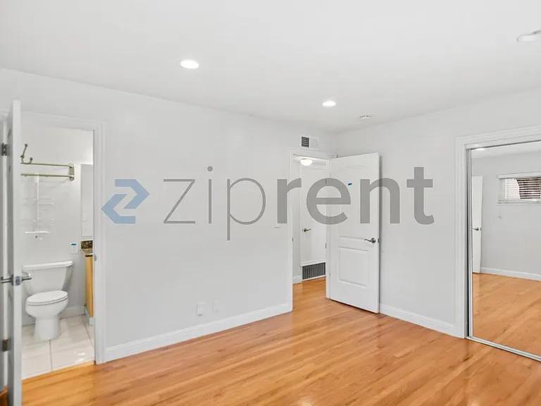 1426 Brookglen Dr — Photo 17