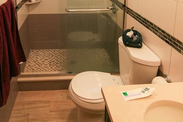 Rented by Horowitz Real Estate | media 40