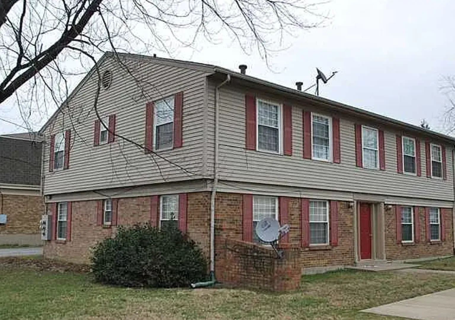 4215 Wallingford Lane — Photo 1