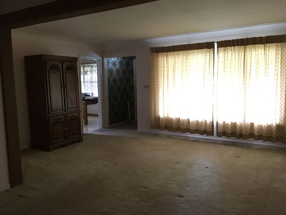 3rd image of 5682 McMillan St