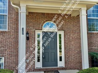 13892 Willesden Cir, Fishers, IN 46037