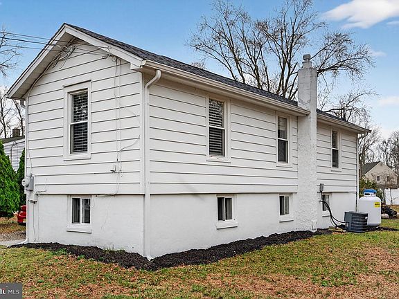 5th image of 171 Skeet Rd