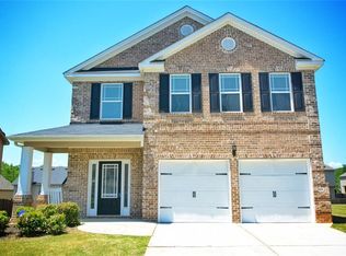 8747 Hamil Ct, Douglasville, GA 30135