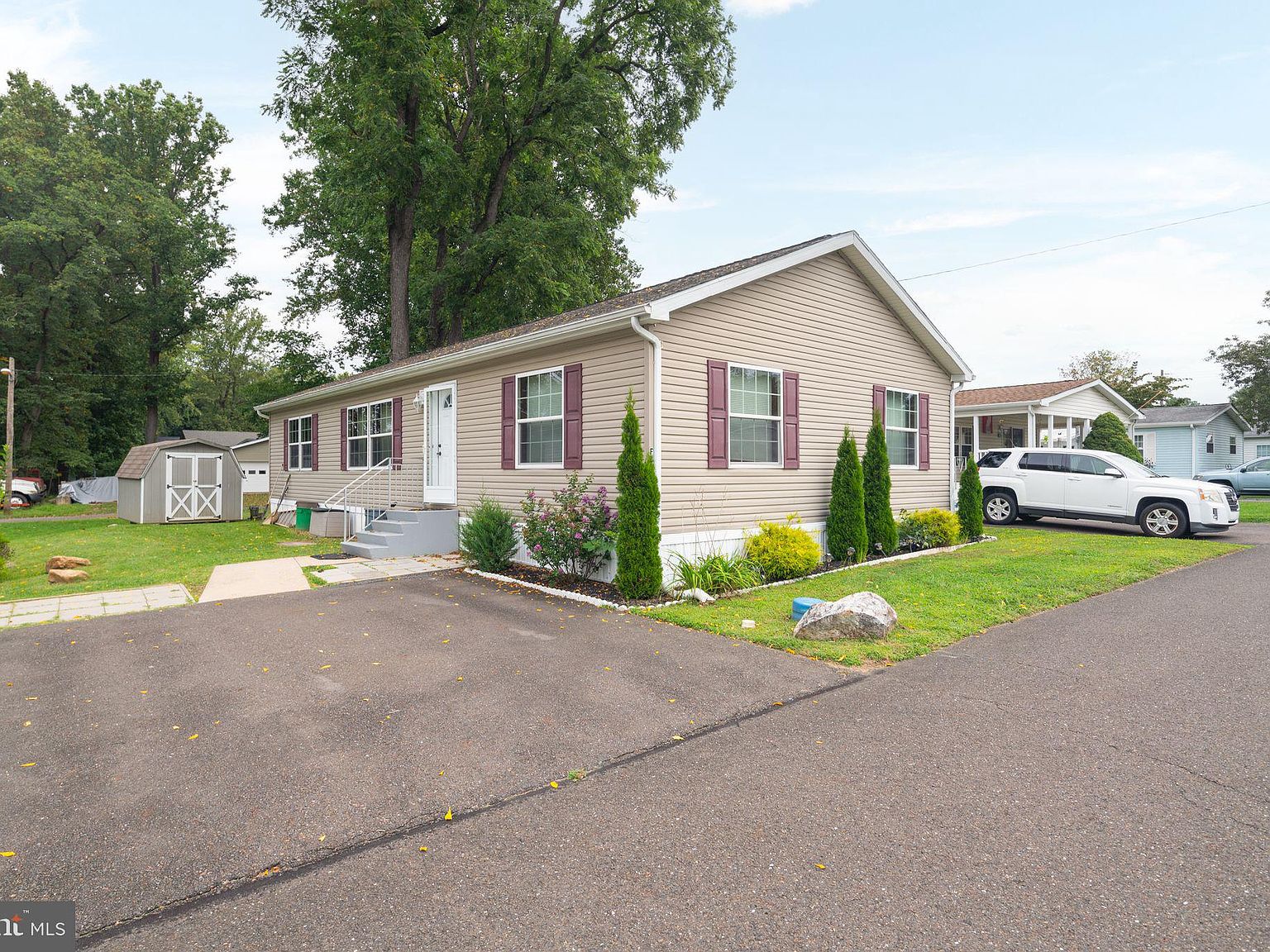 2304 Brownsville Rd TF04, Feasterville Trevose, PA 19053 Zillow