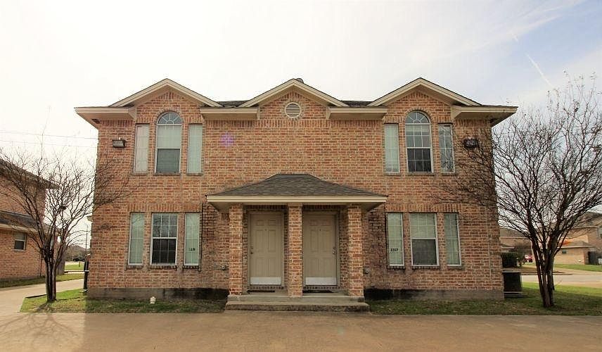 1st image of 2306 Cornell Dr