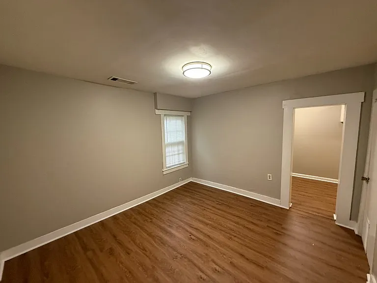 1195 Dorothy Pl #B — Photo 6