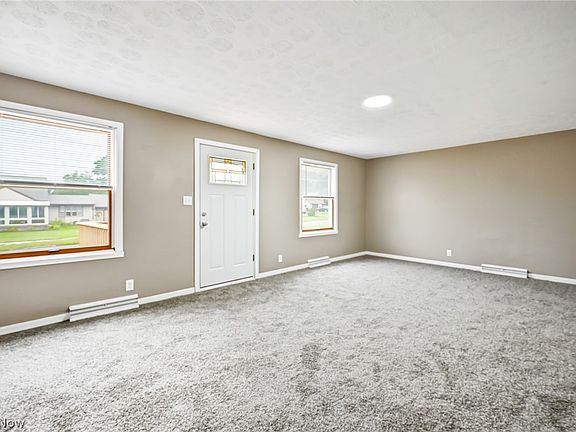 4th image of 339 Westminster Ave