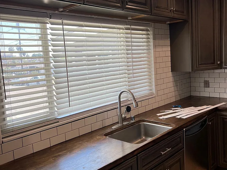 822 Ginna Pl — Photo 1