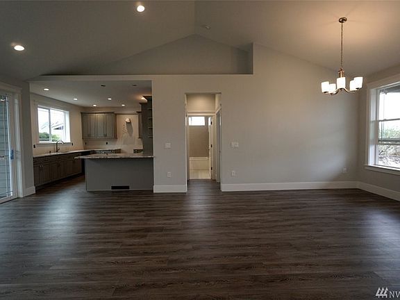 5th image of 1385 Storm King Way
