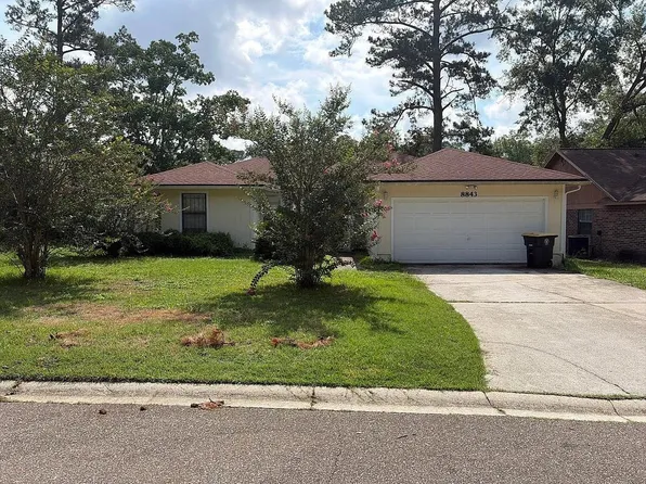 8843 Victoria Landing Dr W, Jacksonville, FL 32208