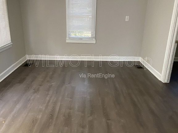4th image of 2373 N Oxford St