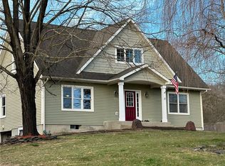 17 Four Corners Rd, Warwick, NY 10990