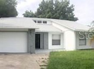 27 Amalfi Way, Kissimmee, FL 34758