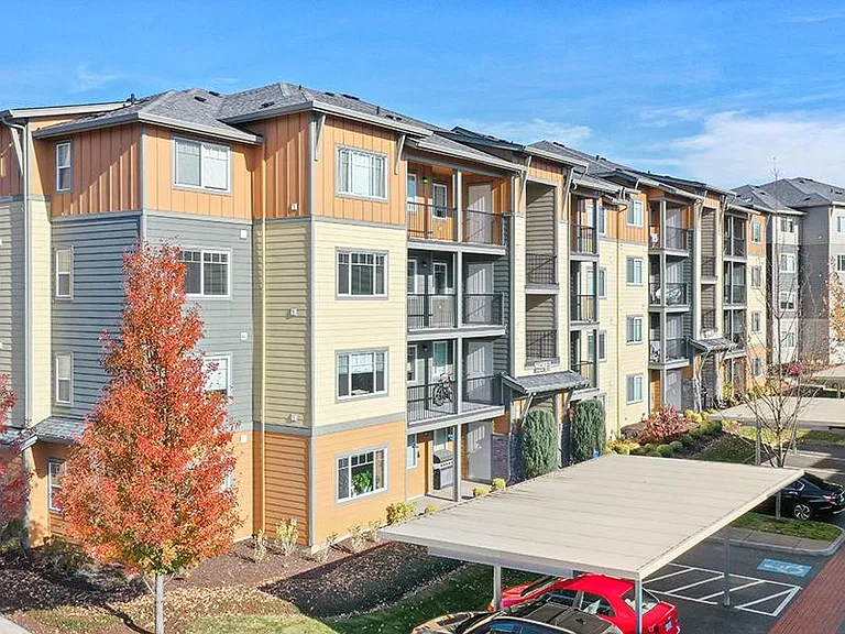 Sunridge Terrace — Photo 30