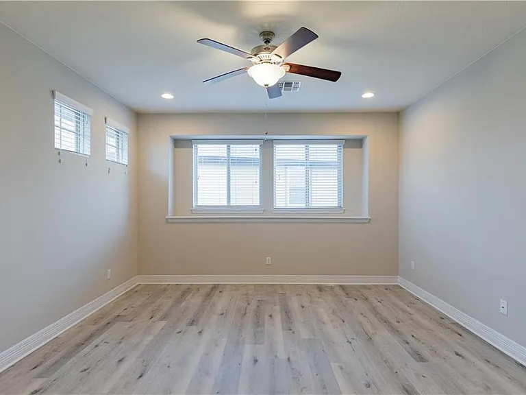 6224 Lake Teravista Way — Photo 21