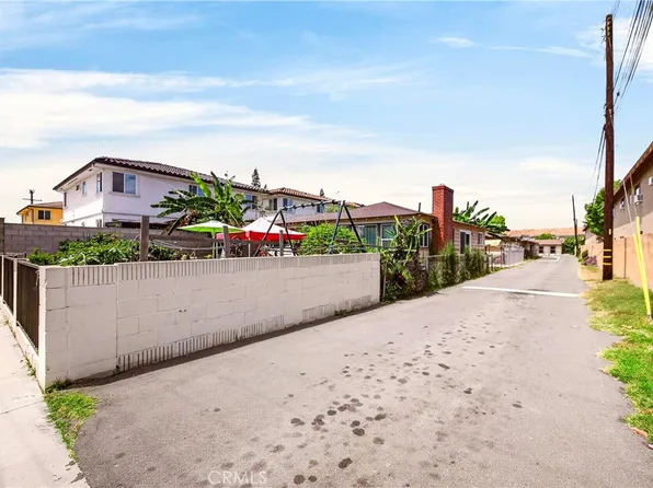 15013 Indiana Ave, Paramount, CA 90723