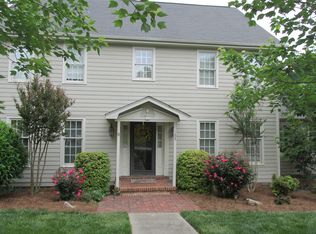 105 Royal Rd, Jamestown, NC 27282