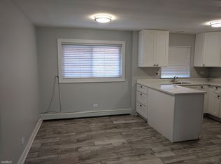 5852 W Irving Park Rd APT 5, Chicago, IL 60634