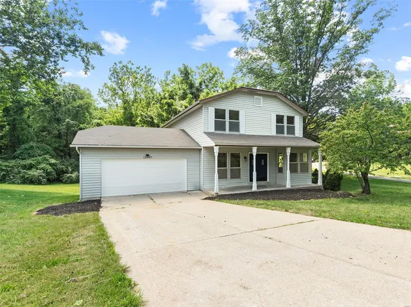 12767 Orley Dr, Florissant, MO 63033