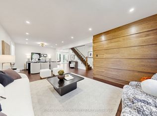 3 Cobblestone Dr, Toronto, ON M2J2X6