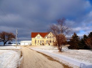 E1536 Hill Rd, Luxemburg, WI 54217